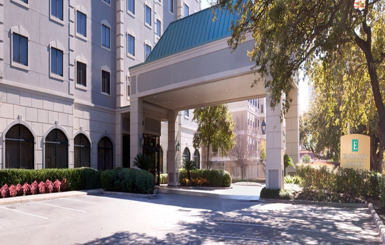 Embassy Suites By Hilton Houston Near The Galleria Esterno foto
