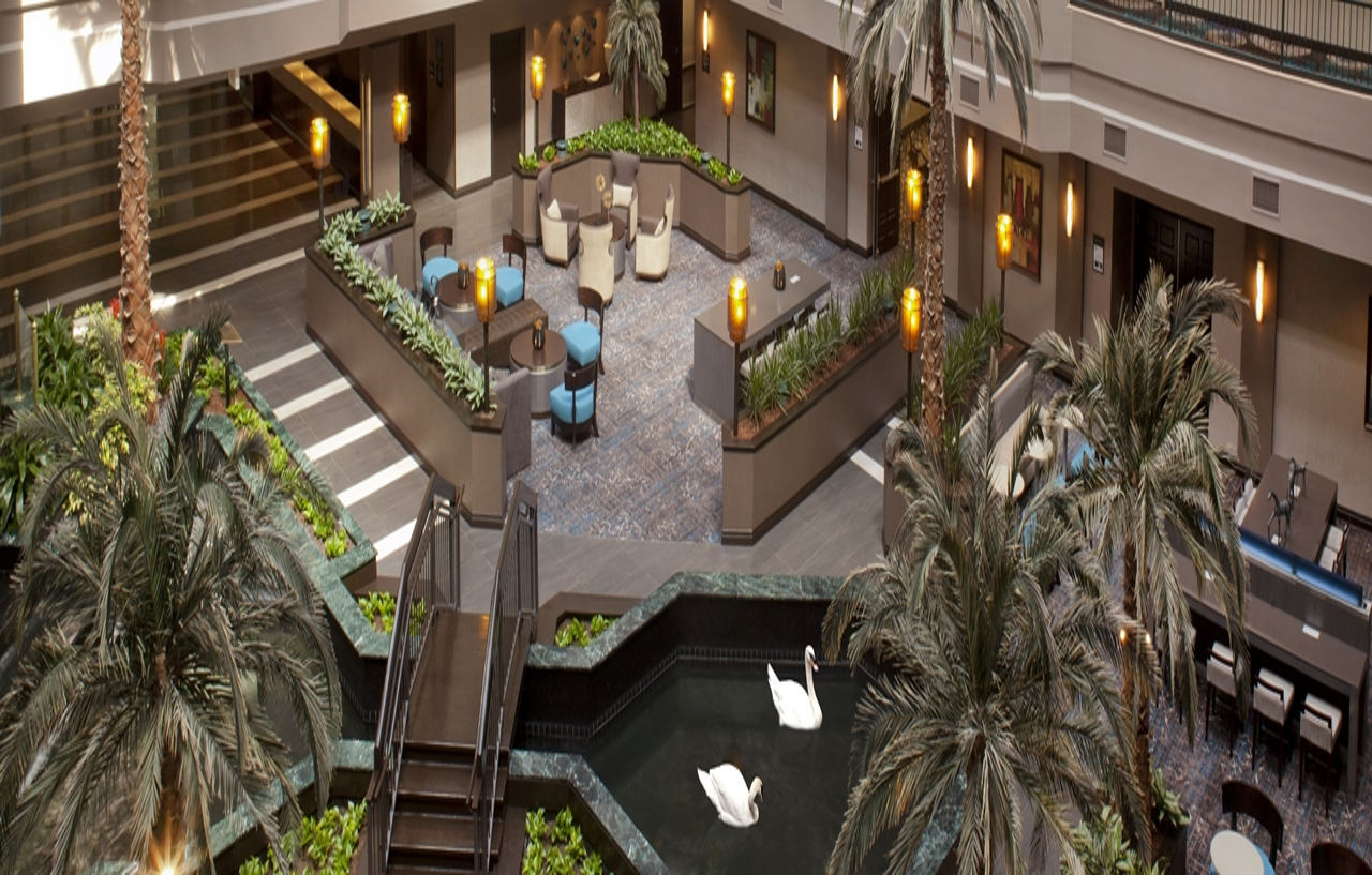 Embassy Suites By Hilton Houston Near The Galleria Esterno foto