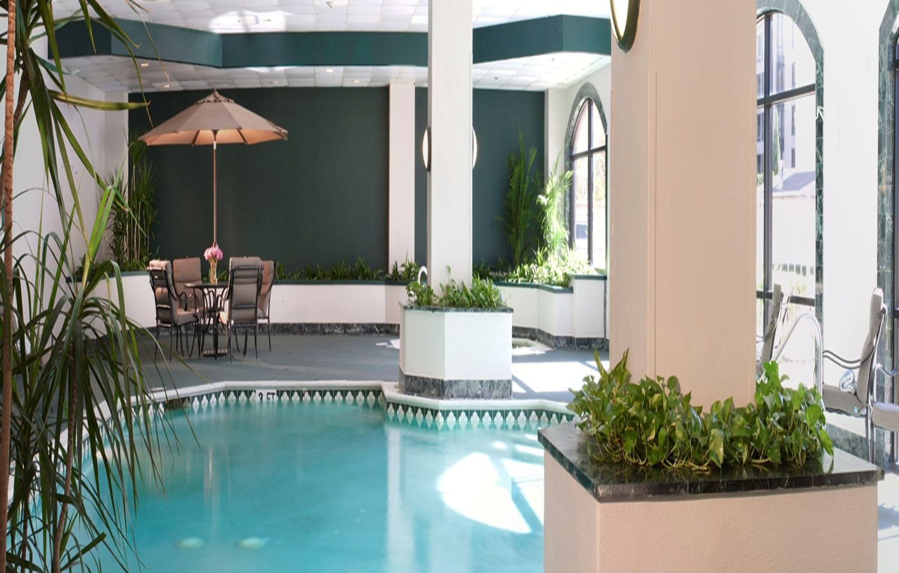 Embassy Suites By Hilton Houston Near The Galleria Esterno foto